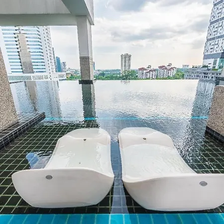 Balcony Studio With Wifi Smart Tv @ Twin Galaxy Near Ksl/Ciq Johor Bahru Exterior photo